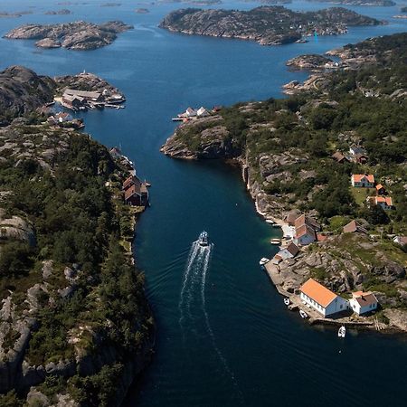 Lunvig - A Cosy Cottage In Idyllic Small Island Near Kristiansand, Sogne Extérieur photo