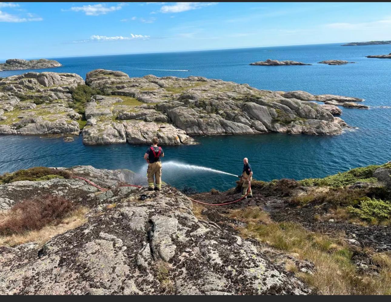Lunvig - A Cosy Cottage In Idyllic Small Island Near Kristiansand, Sogne Extérieur photo